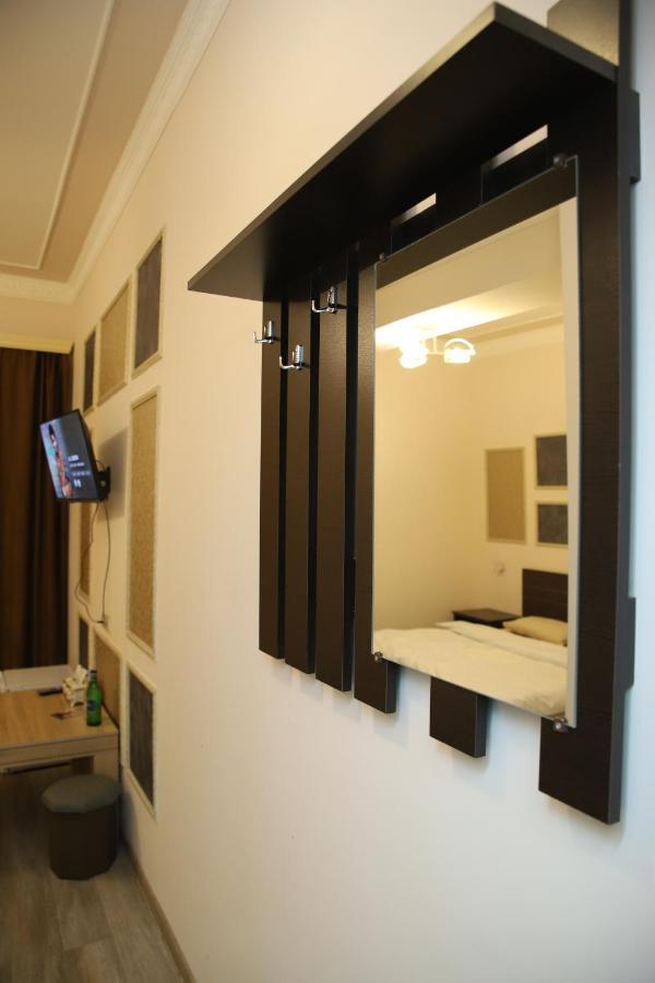 Hotel Gold Guiumri Exterior foto